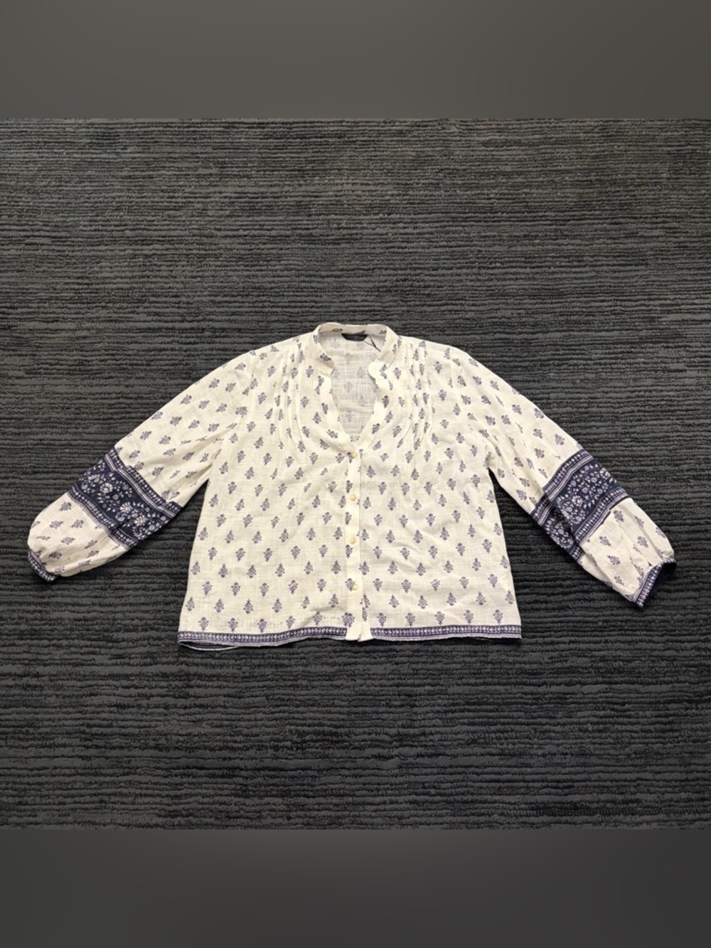 NWT Zara Floral Print Button Up Pintuck Blouse